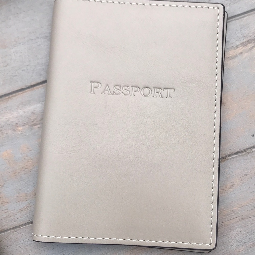 Dooney and Bourke Passport Case - Picture 5 of 7